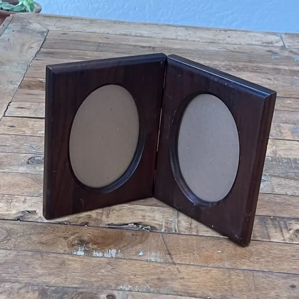 Vintage Lenox Photo Frame Double-Hinged Wood 3 x 4.5 in Oval Openings